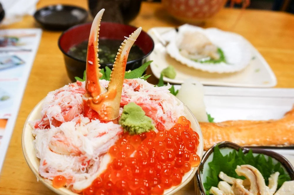 三角市場海鮮丼